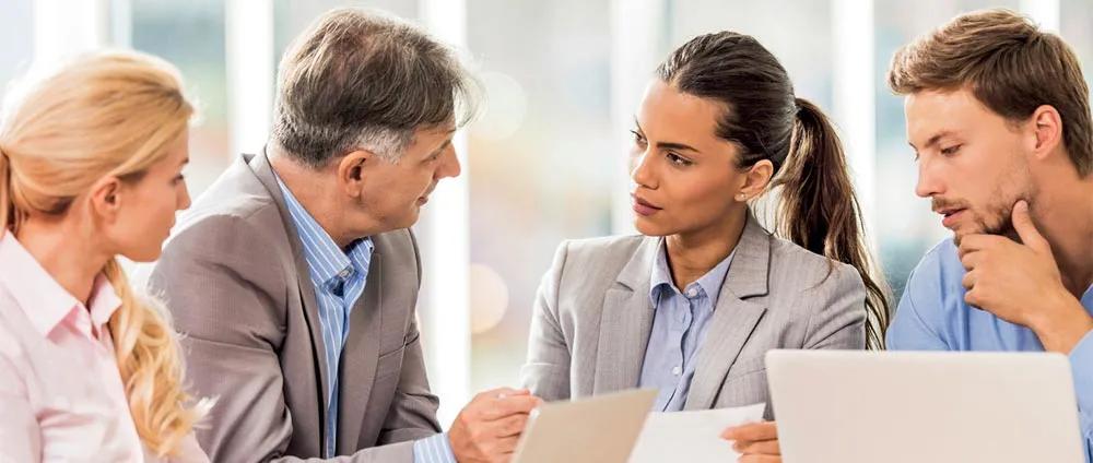 世界一流领导者惯用的“六顶帽子”思考方法是什么？