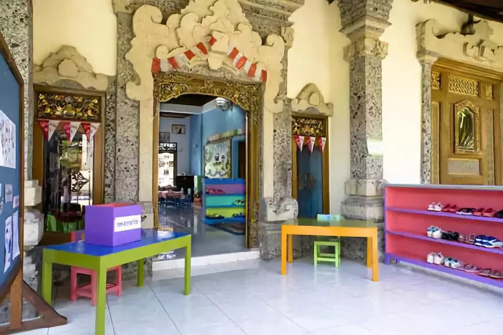 有创意的幼儿园装修效果图,简单的墙面手工制作幼儿园