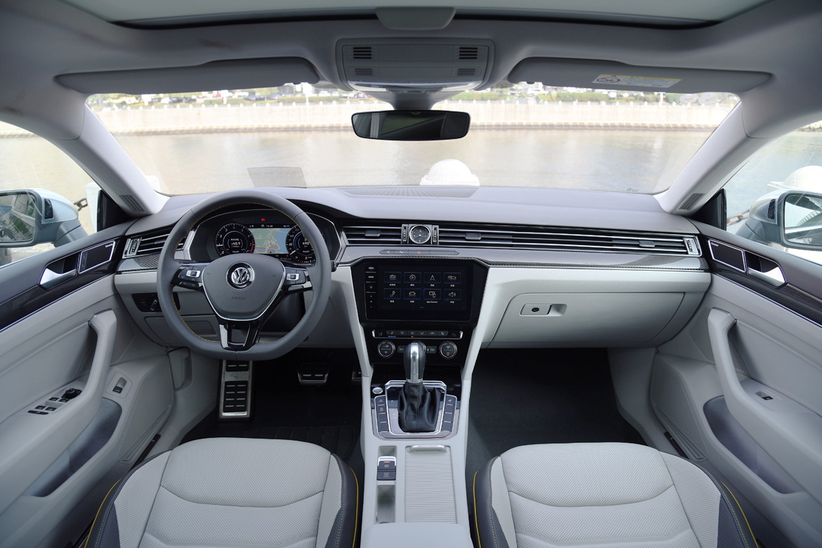 全新cc美至惊鸿,颜值即正义简约