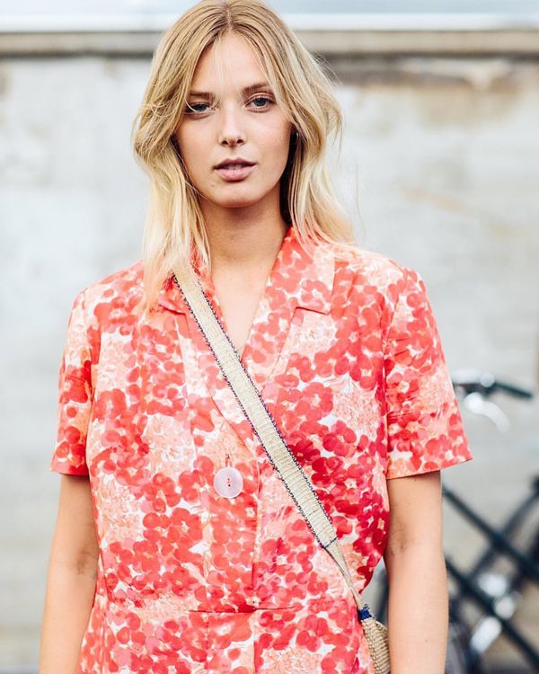 衬衣是秋季必不可少的百搭神器,夏秋交替时尚衬衫