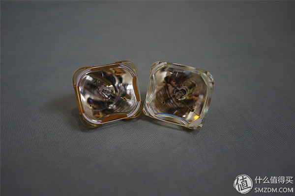 投影灯泡更换方法是什么,投影灯泡自己如何更换