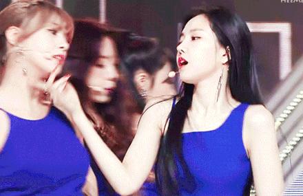 磨砂黑色甲油,甲油胶新手平价推荐试色