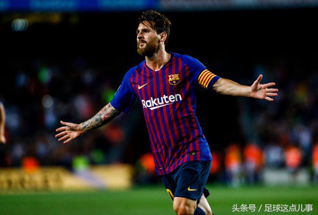 足球梅西和c罗哪个更强,足球界的梅西厉害还是c罗厉害