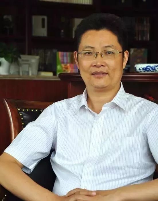 企业家诗人｜杨克明：山川形胜帝王气，儒道斯文邹鲁风