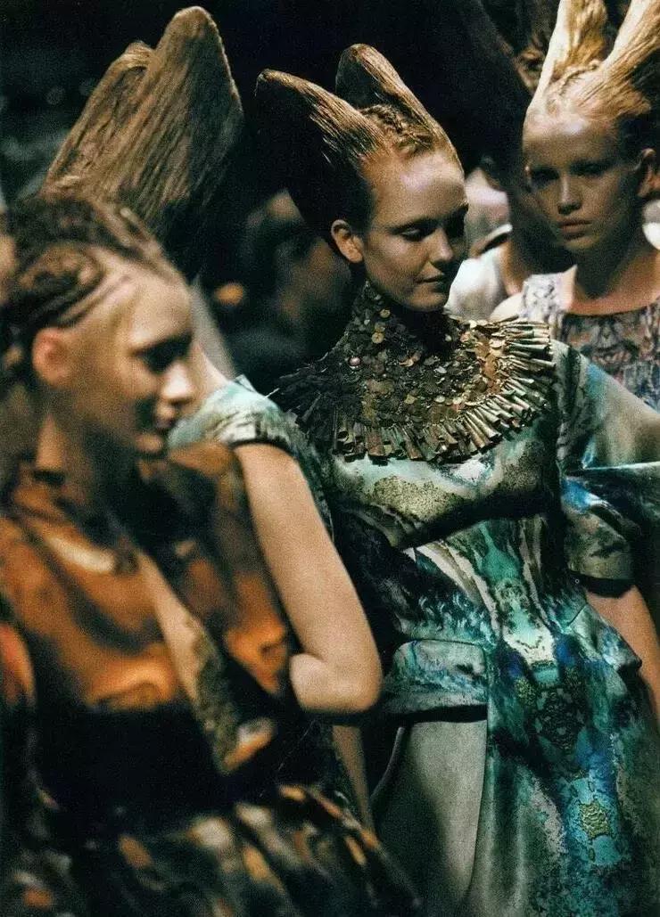 二次元的死亡瞬间,二次元的死亡发型