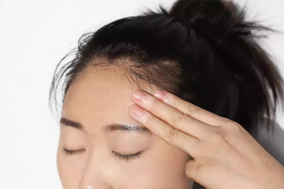 vc精华去法令纹,vc可以消除法令纹吗