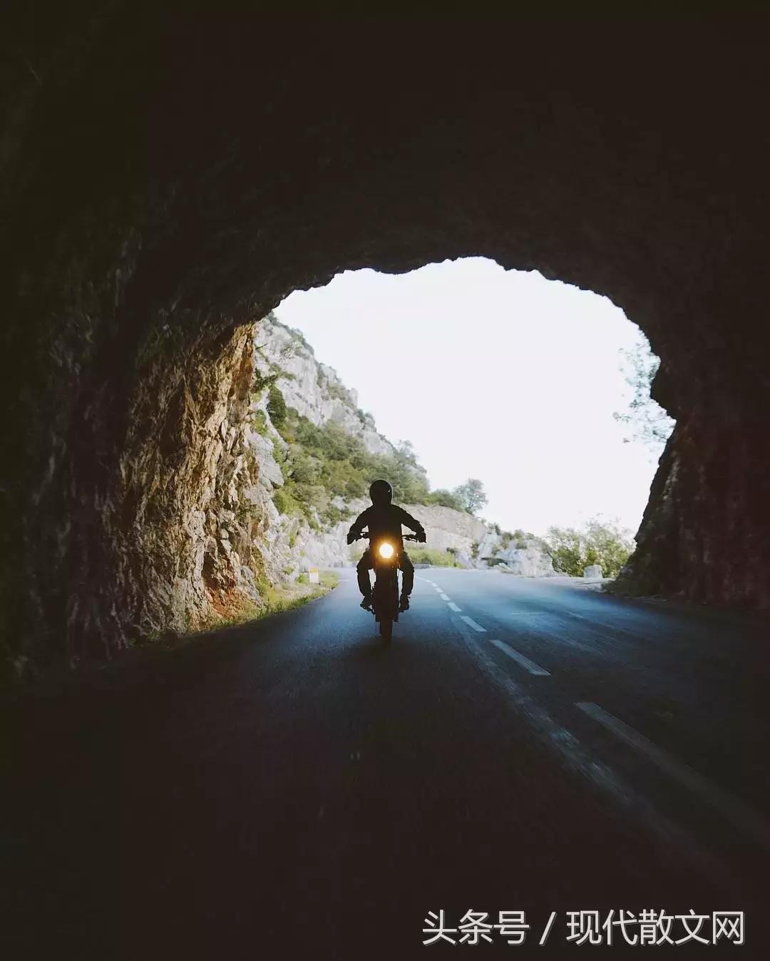 人到中年要学会认怂认输,人到中年该认怂时就认怂刘慈欣