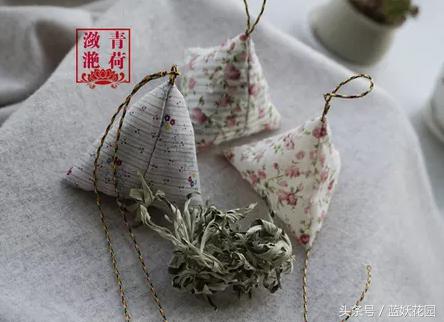 门前放艾草什么作用,大号艾草和小号艾草有什么区别