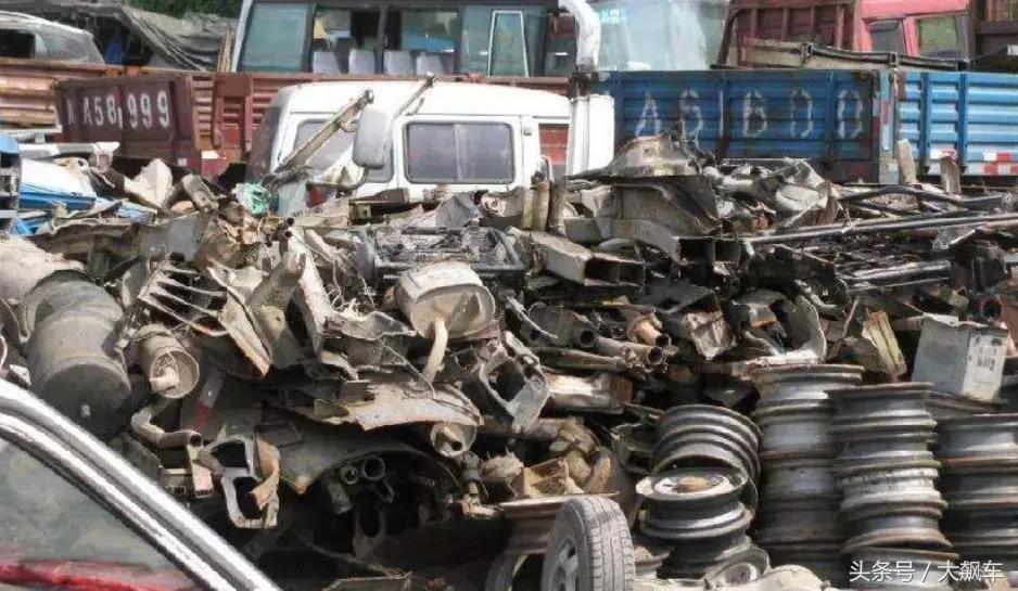 汽车开多少年就属于报废车,汽车开多少年报废比较好