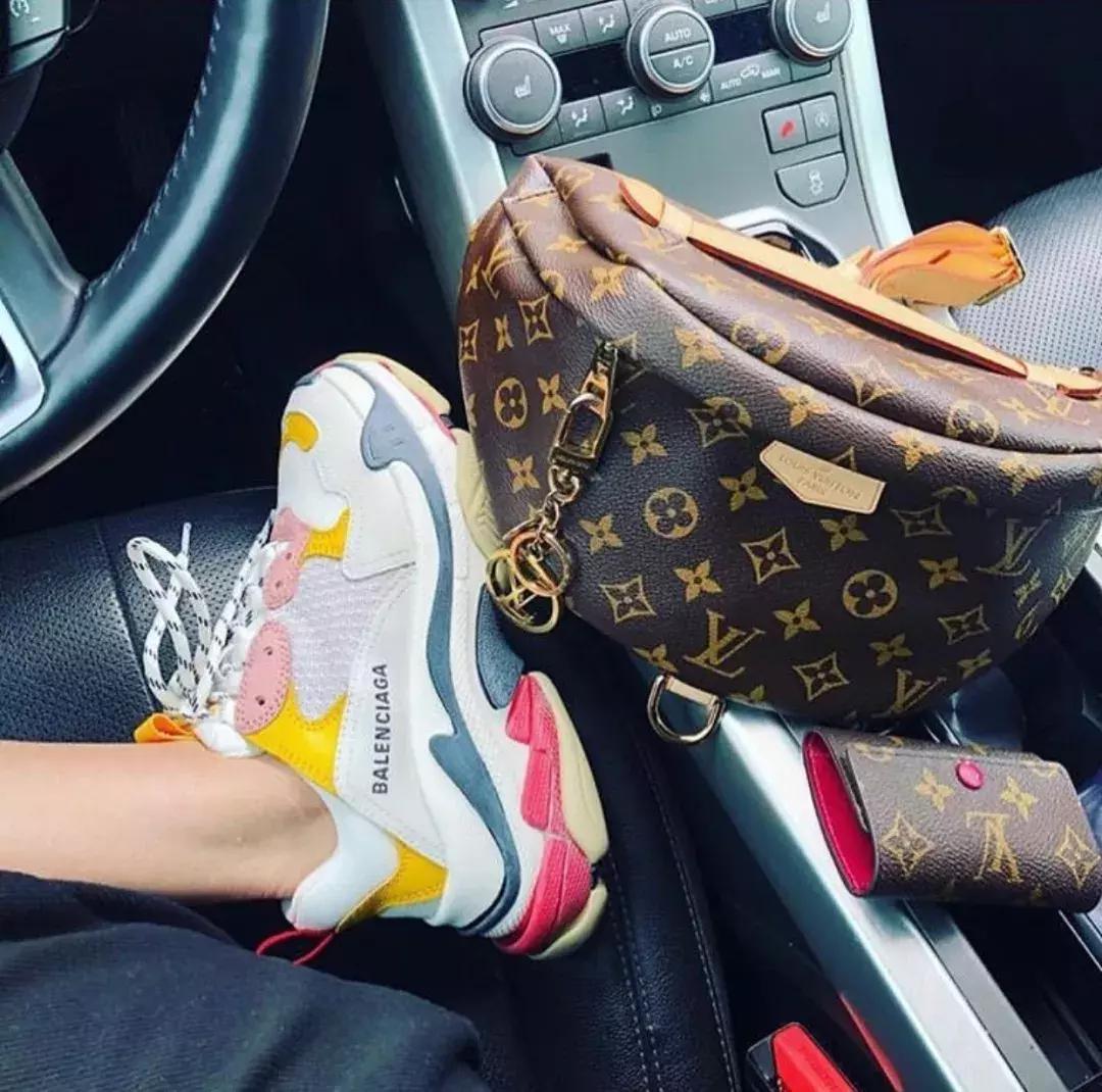 这双鞋火成这样,但我劝你别买!