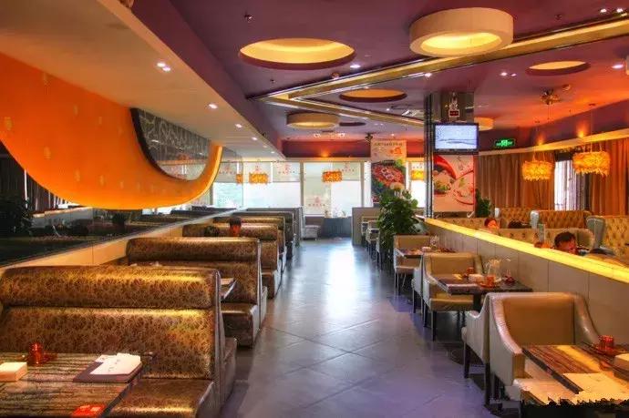 郑州曼哈顿哪个地方适合约会,秋天约会去郑州哪里比较好