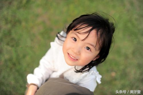 过早拔乳牙牙槽骨闭合,过早拔掉乳牙影响恒牙的生长吗