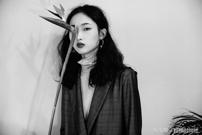 维秘面试PK过吴宜桦及一众外模，新秀贺楚妍，来头只是普通学生？