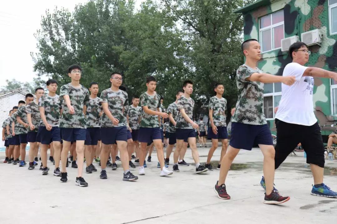 盛华基地军训,盛华学生军训基地