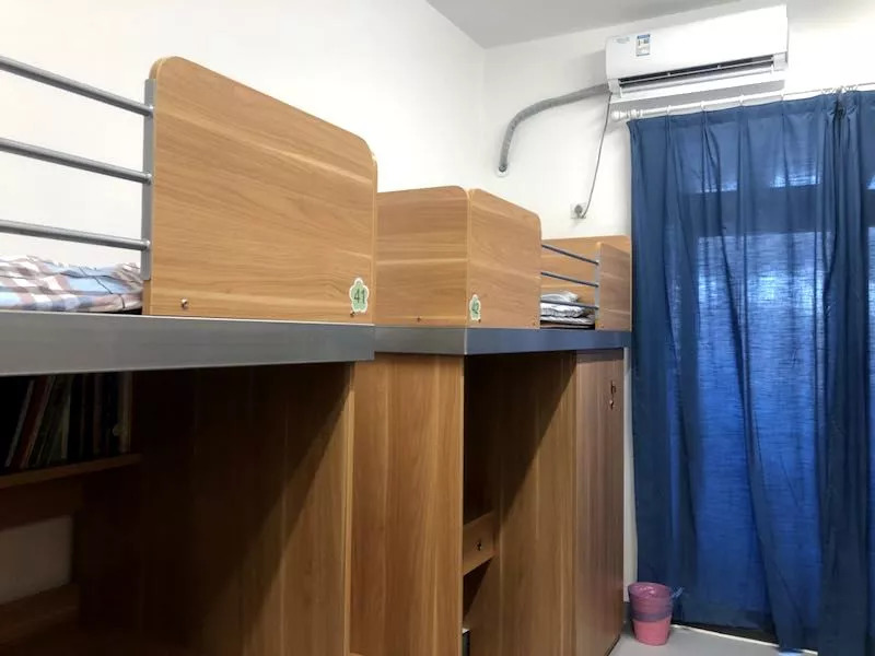 学费1万6，托管到7点，马术、高尔夫不存在的！独家采访南外方山校区校长