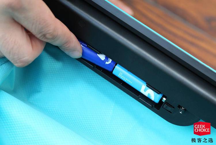 指纹解锁旅行箱,自动旅行箱指纹解锁