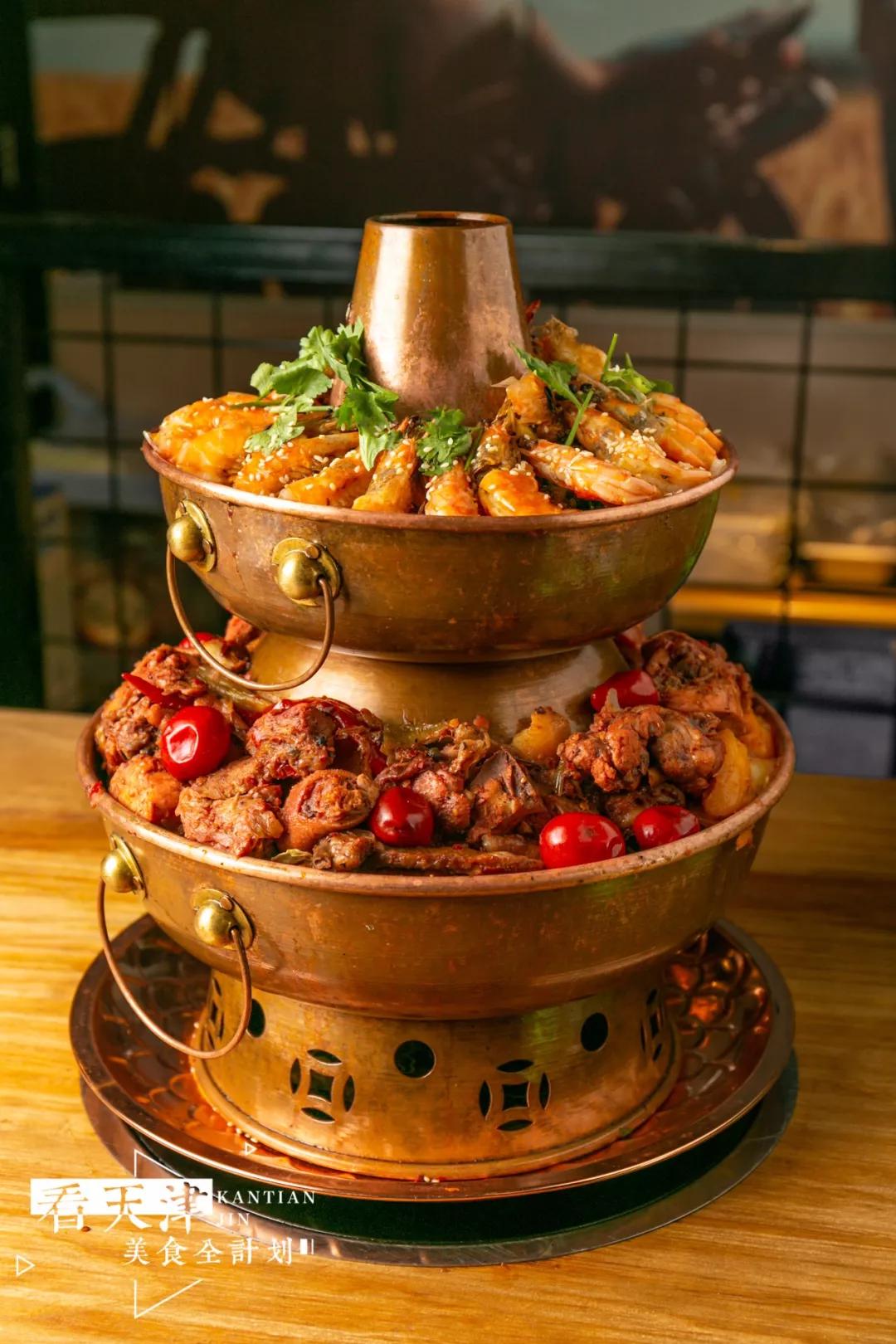 双层香辣牛蛙锅,双层炭火牛蛙锅