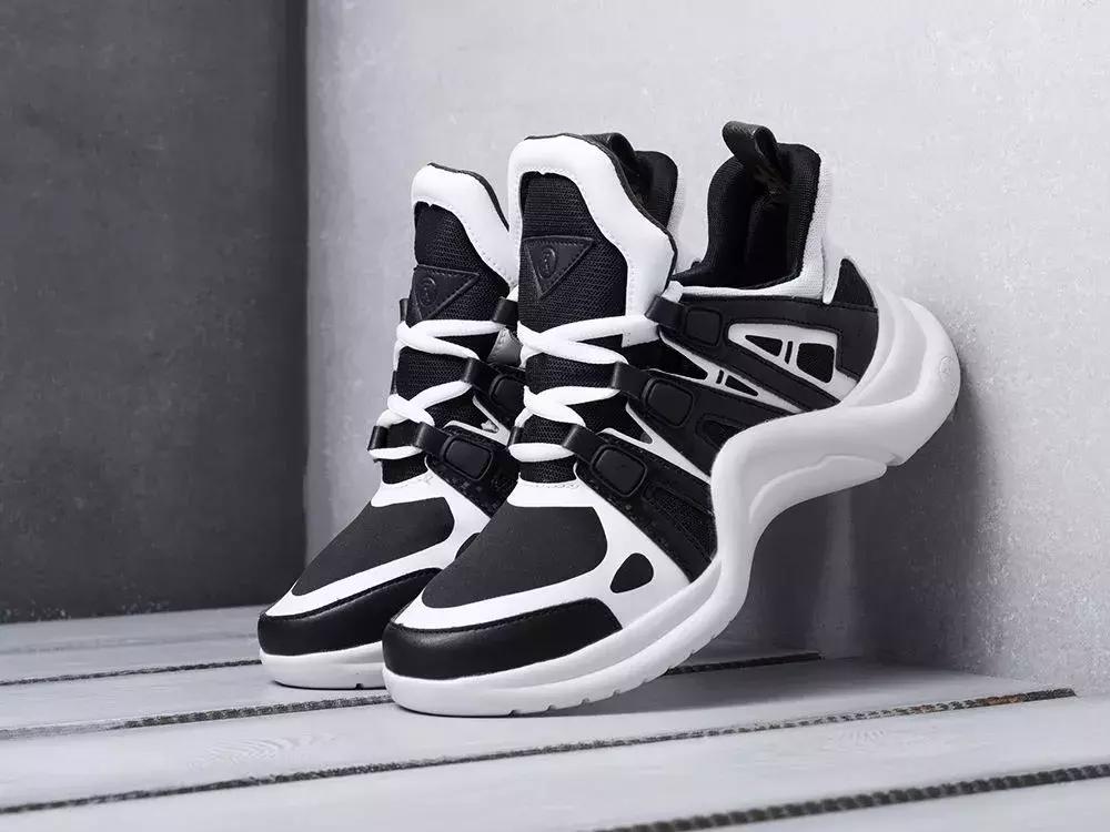 上半年最好的25双鞋，你买到手之后是「起飞」还是「倒闭」