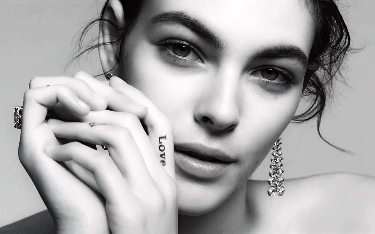 你会订阅每月一支香水吗？｜每日新物种8·5特辑