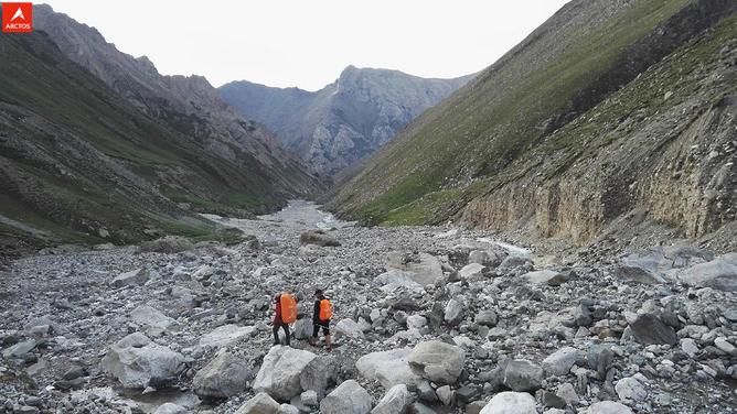 一次偶然，铸就永恒，十年驴龄的他“长存”于此-乌孙驴行记