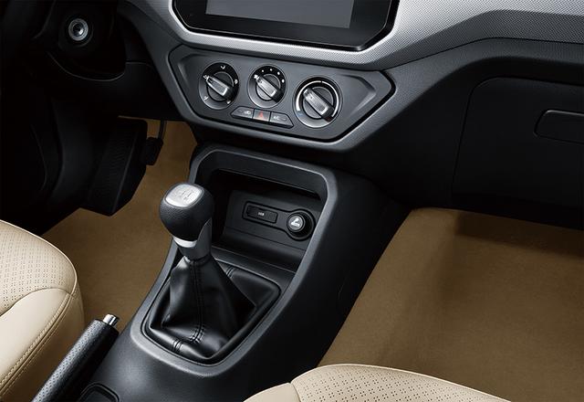 五菱宏光s2021标准型内饰改装,新款五菱宏光内饰升级