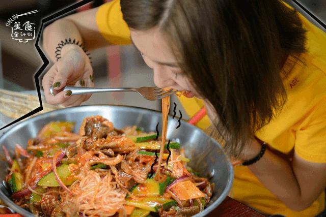 朝鲜族老板的坚持！天津阳光100这家店可以尝到韩国古方炸全鸡！