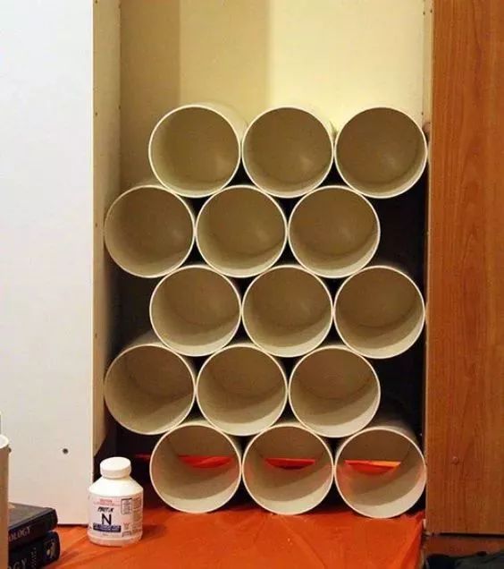 鞋子不用刷就能干净的方法,鞋子里倒东西