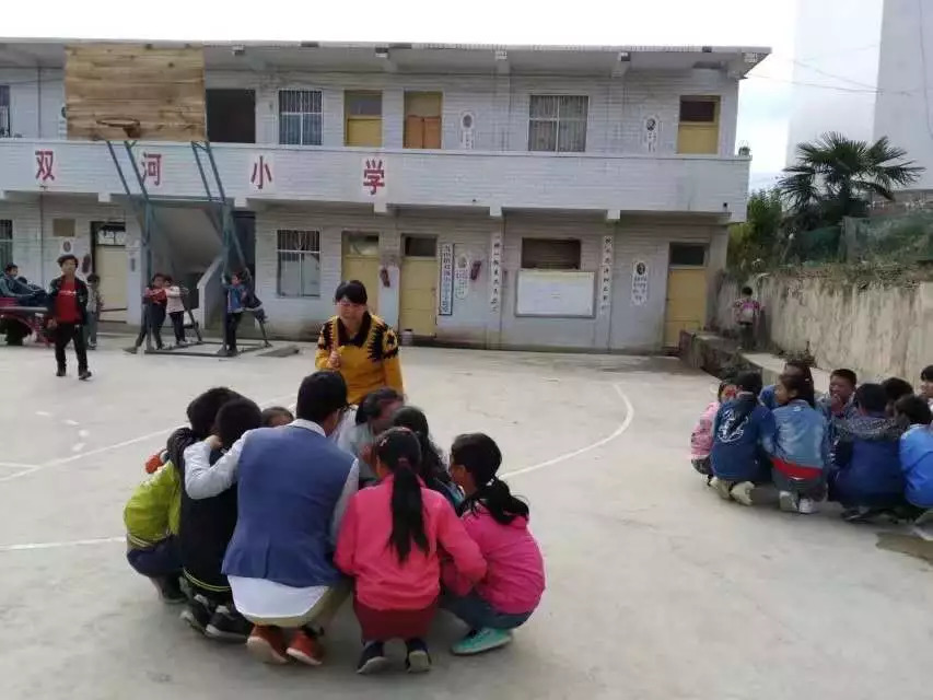 涓轰簡鐖辨儏缈诲北瓒婂箔,涓轰簡鐖辨儏鎶崋鏂╂鐮ョ牶鍓嶈