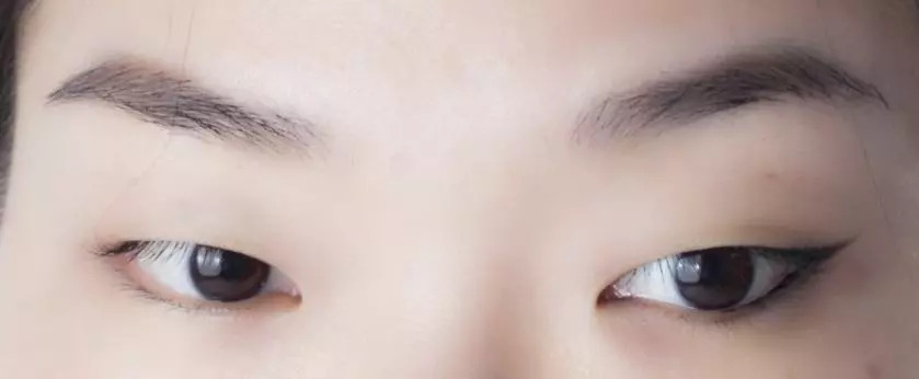 眼线笔怎么画好眼线图解教程,用极细眼线笔怎么画眼线新手教程