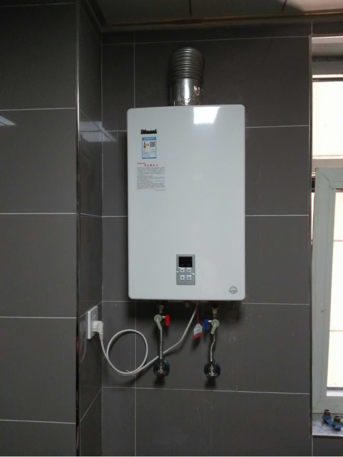 热水器选不选免清洗内胆,热水器没选对每次洗澡都遭罪