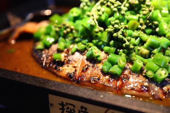 探鱼龙湖天街西安,探鱼创意产业园探店