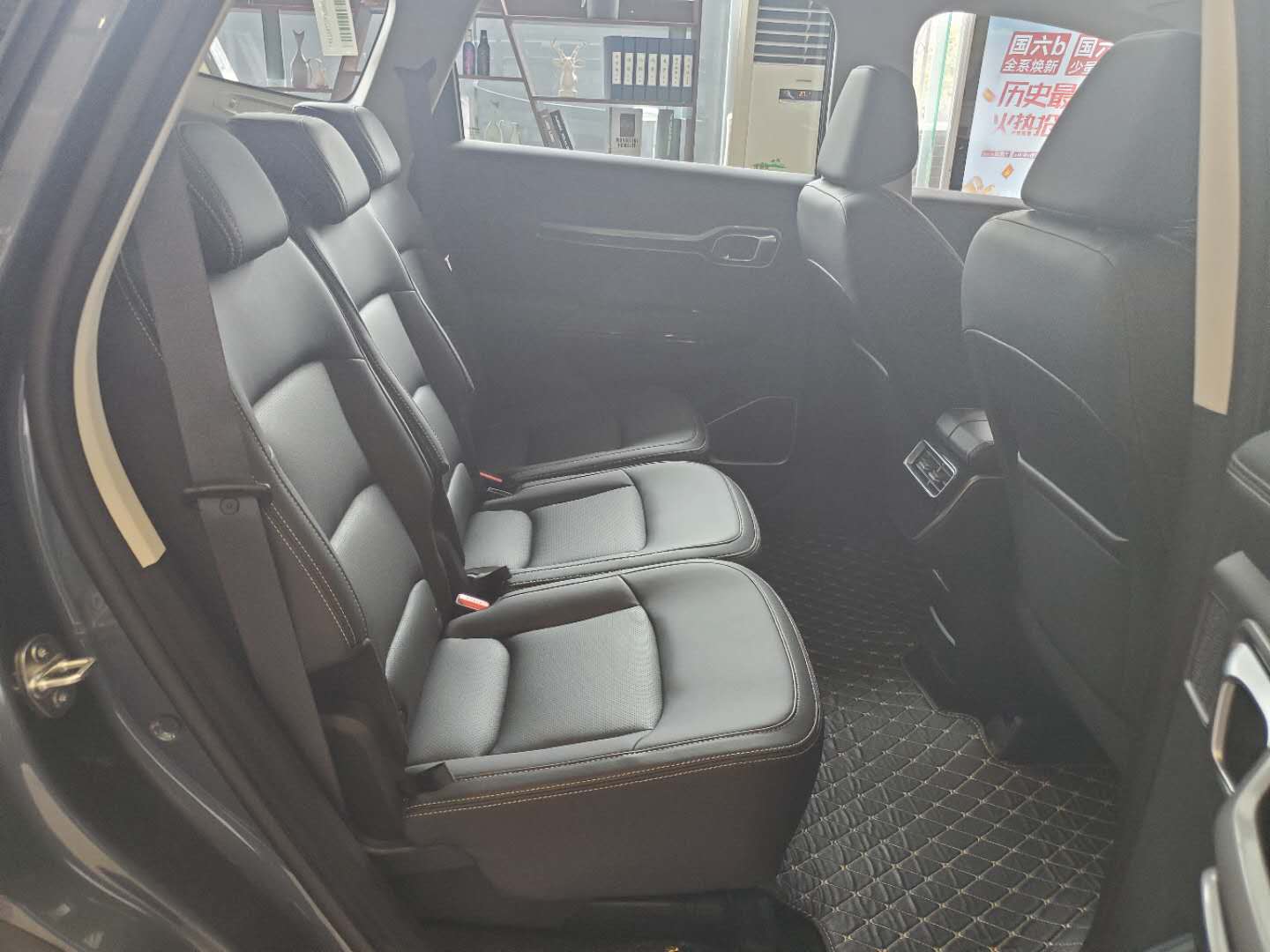 虎8和豪越怎么选,吉利豪越和瑞虎8哪个值得入手