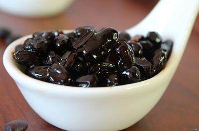 黑豆蛋白质含量是牛肉多少倍,黑豆含的蛋白质比牛奶高吗