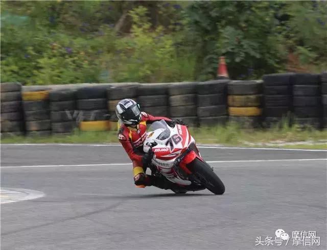 再创佳绩!新感觉自主双缸250CC赛车征战CRRC(贵阳站)