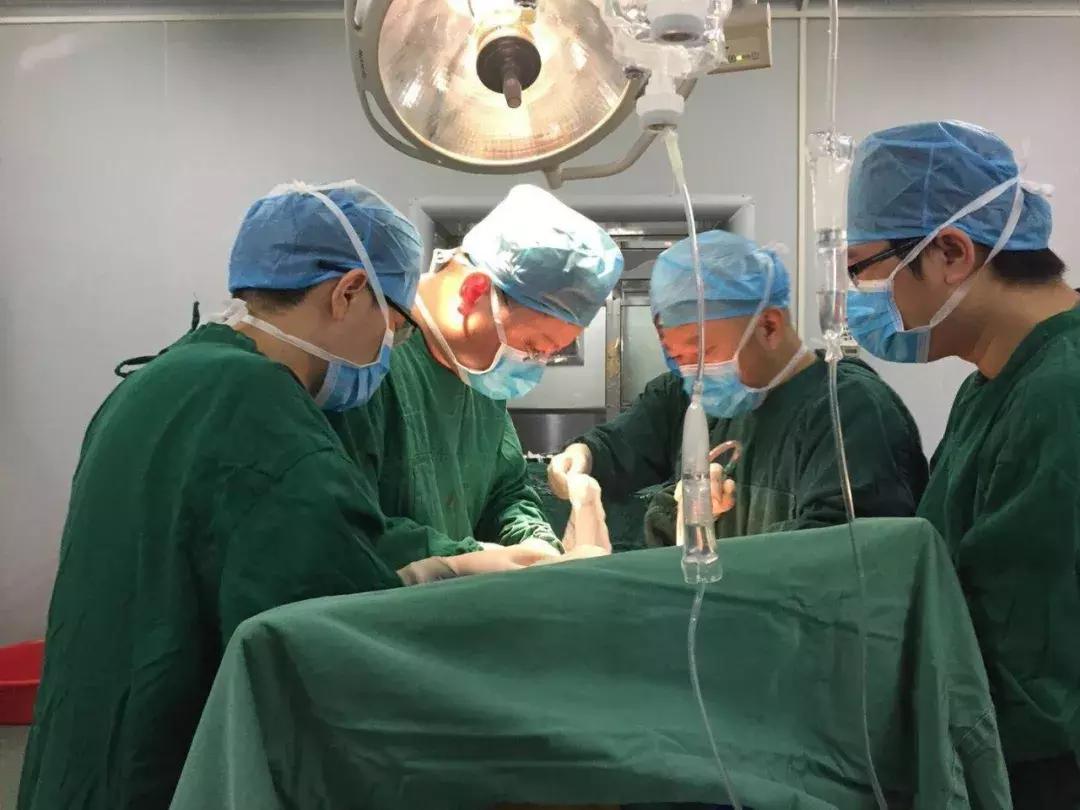 赞!这家医院再创清远首例!到底是什么让他们这么牛?