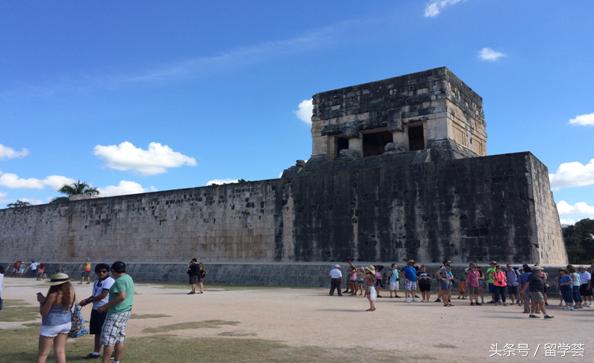 玛雅看小天采访,第一次看懂足球