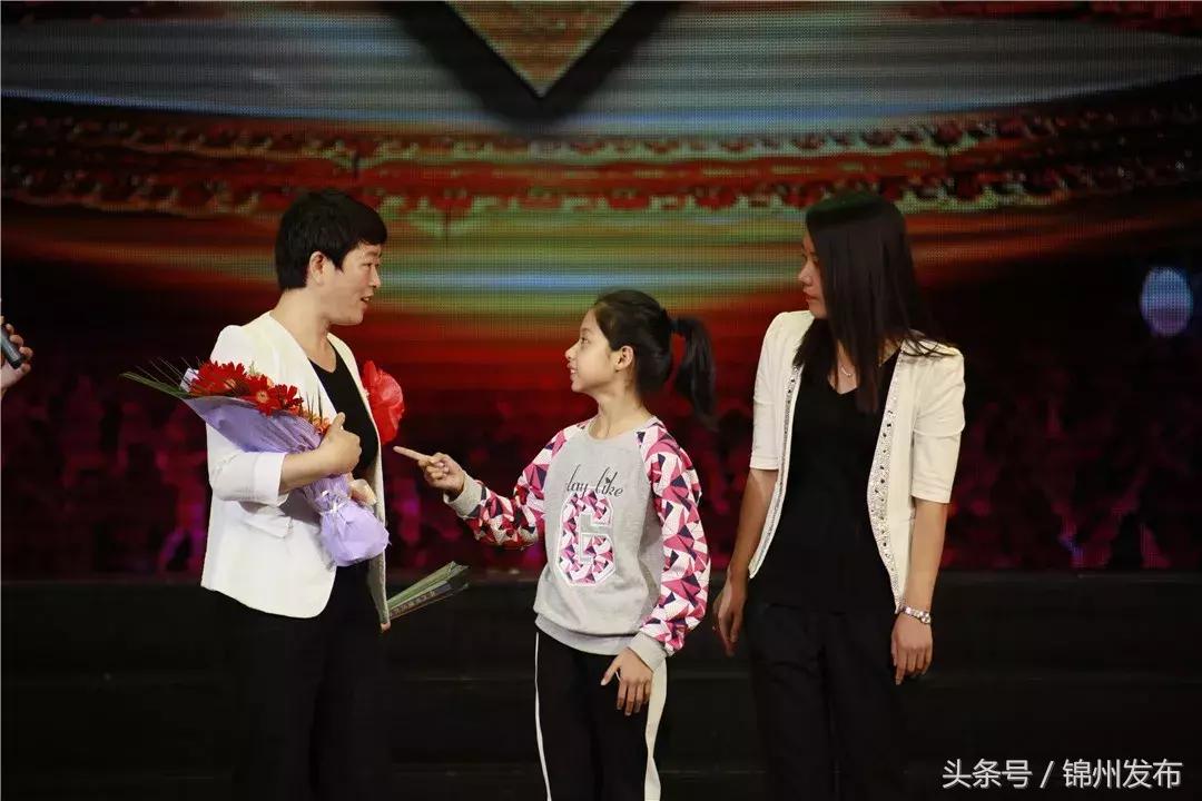 感动越秀最美教师颁奖,致敬感动广州的最美教师颁奖仪式