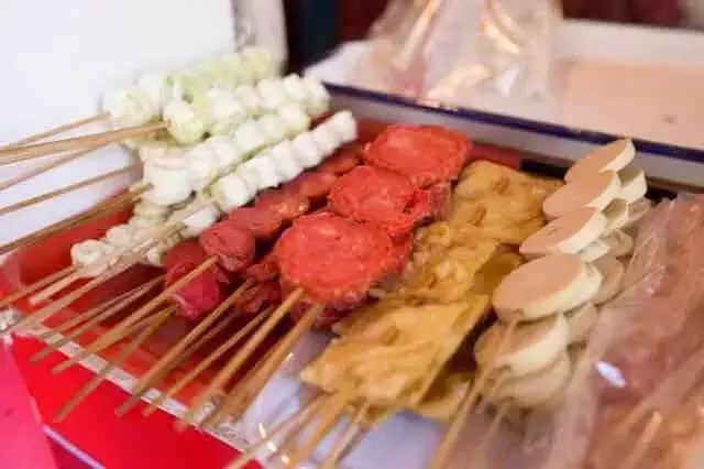 真羡慕，住系育才街的花都人，可以从街头食到街尾