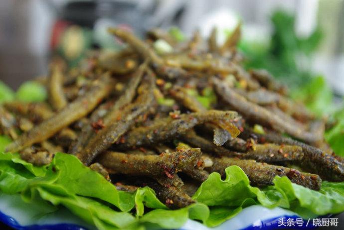 厨师做泥鳅教程,大厨教你泥鳅鱼的正宗做法