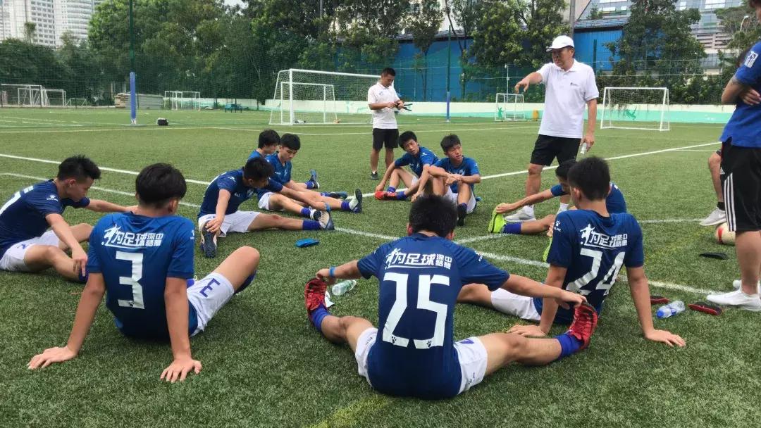 深圳市双料冠军,中学足球联赛双冠