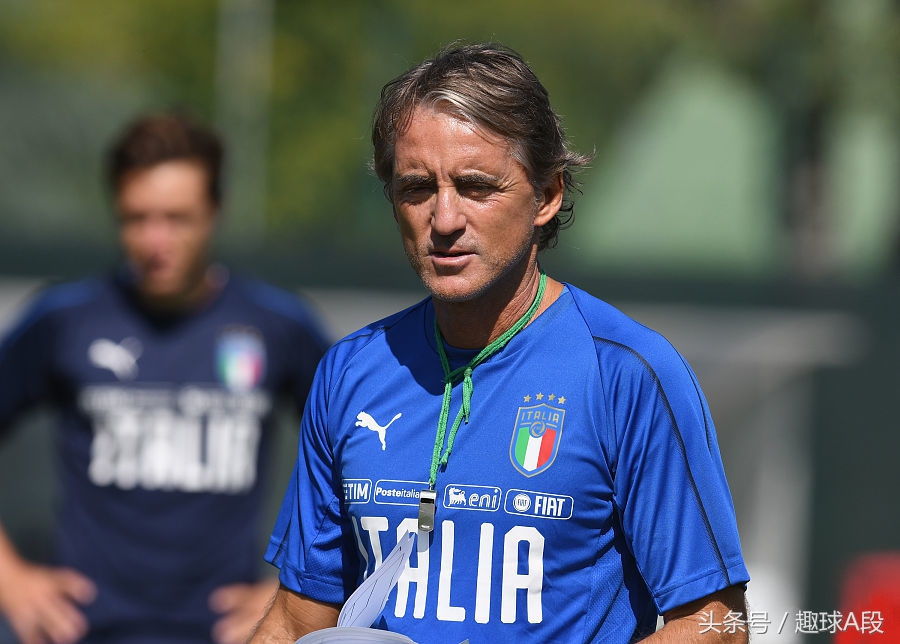 曼奇尼回应巴洛特利,曼奇尼为什么对巴洛特利这么好