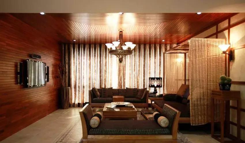 窗帘一丑毁所有！花20万装的新家不如隔壁10万简装