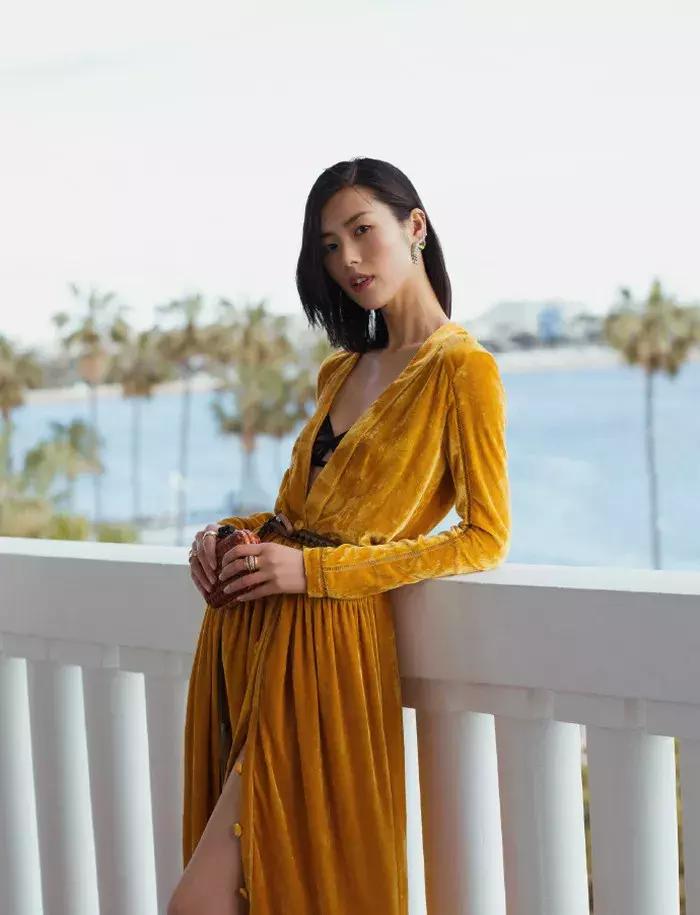 平胸妹子穿什么裙子好看,平胸穿什么类型的裙子更好看