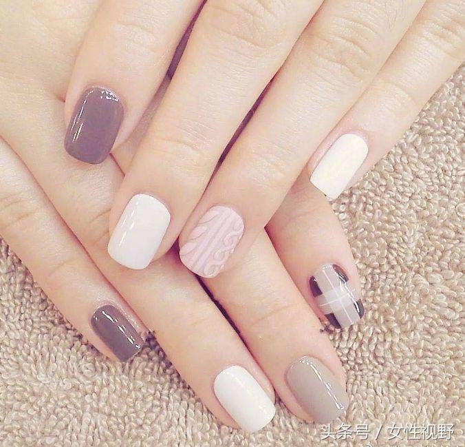 波光粼粼的春日美甲教程,毛衣纹美甲教程