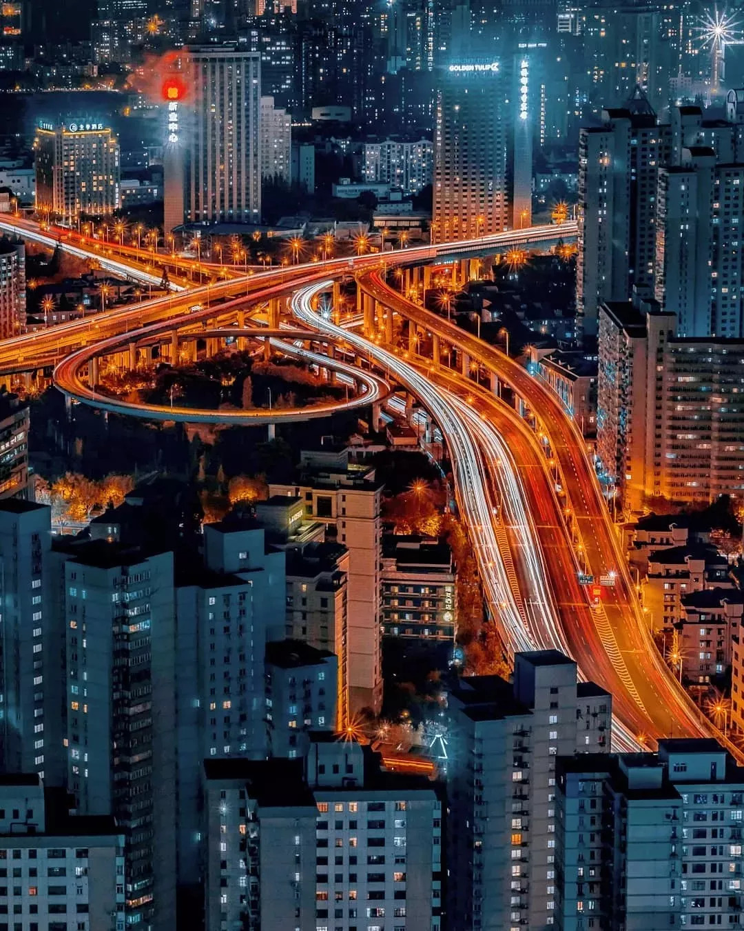 上海最新航拍震撼视频,外媒上海夜景被震撼视频