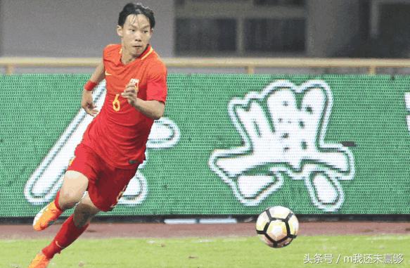 国足新星三分钟破门加梅开二度,国足最锋无力的射手