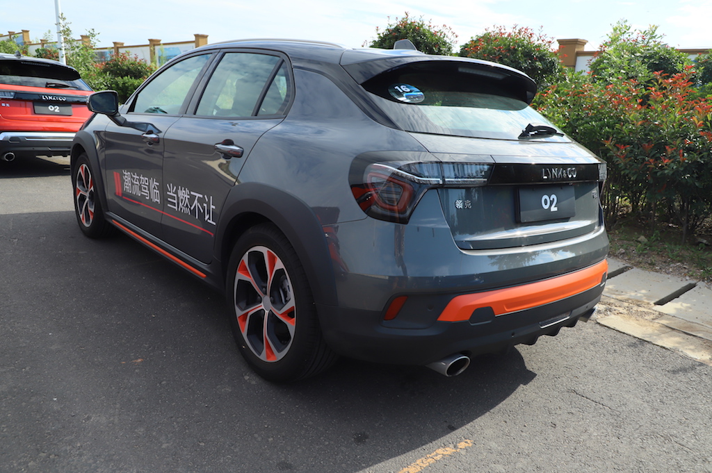 领克02试驾1.5t油耗,领克021.5t百公里0-100实测