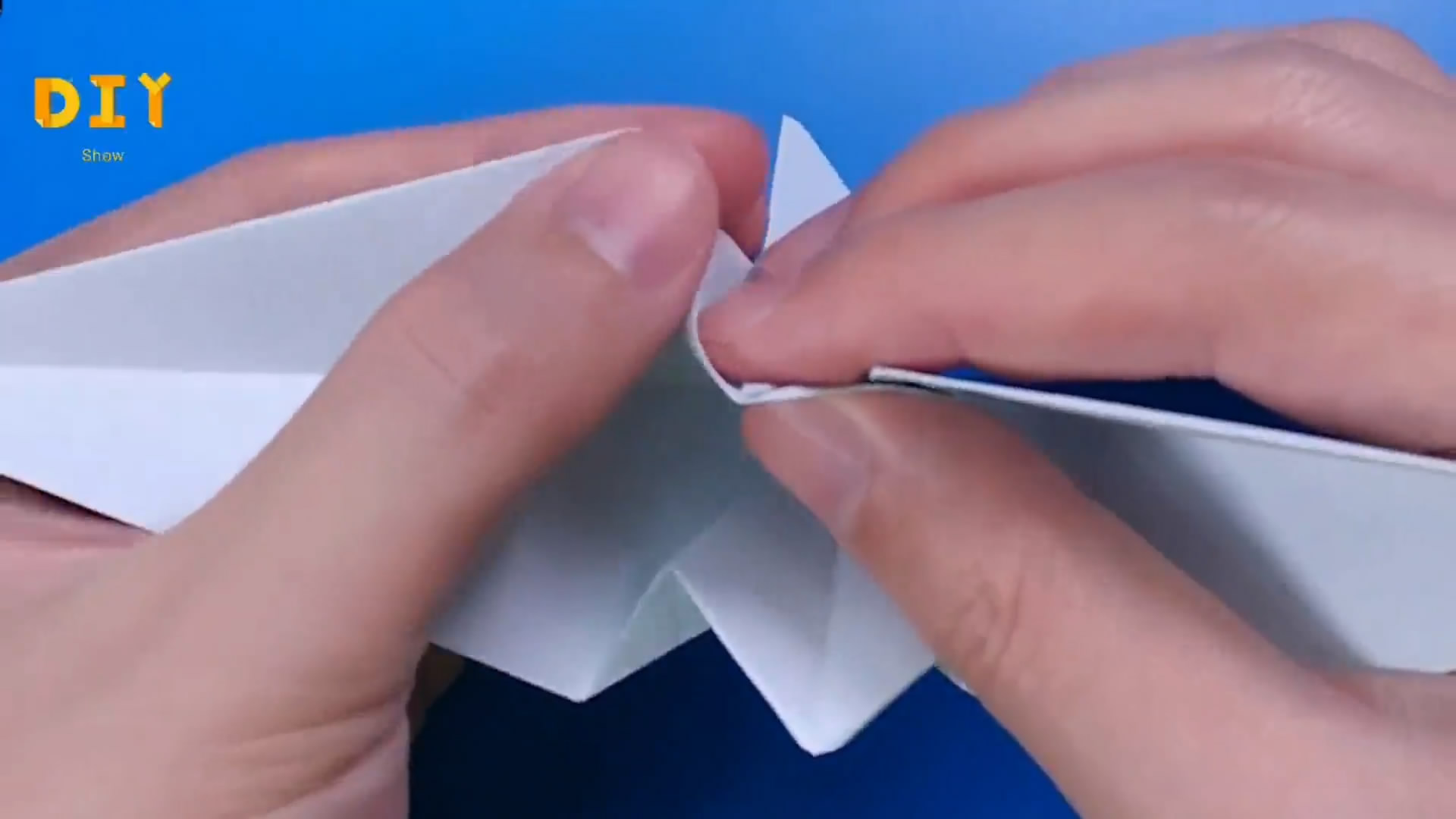 折纸手工简单做回旋镖,自制小火箭儿童手工折纸教程大全