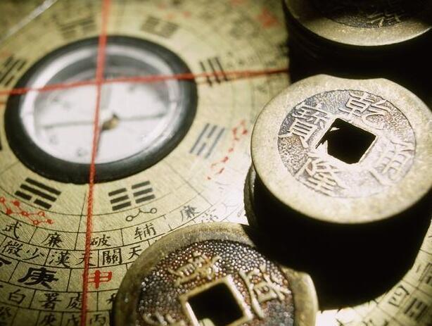 大门对阳台破败不聚财,大门对阳台为什么不聚财