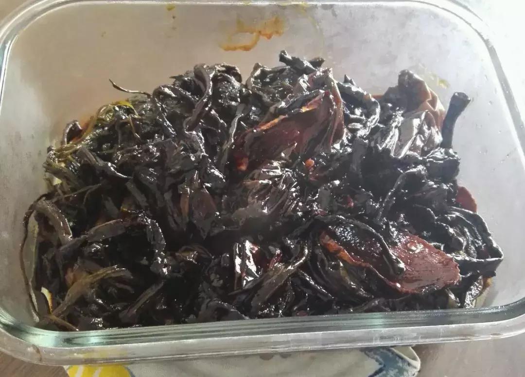 东北烀地瓜梗咸菜教程,东北烀咸菜疙瘩正宗做法